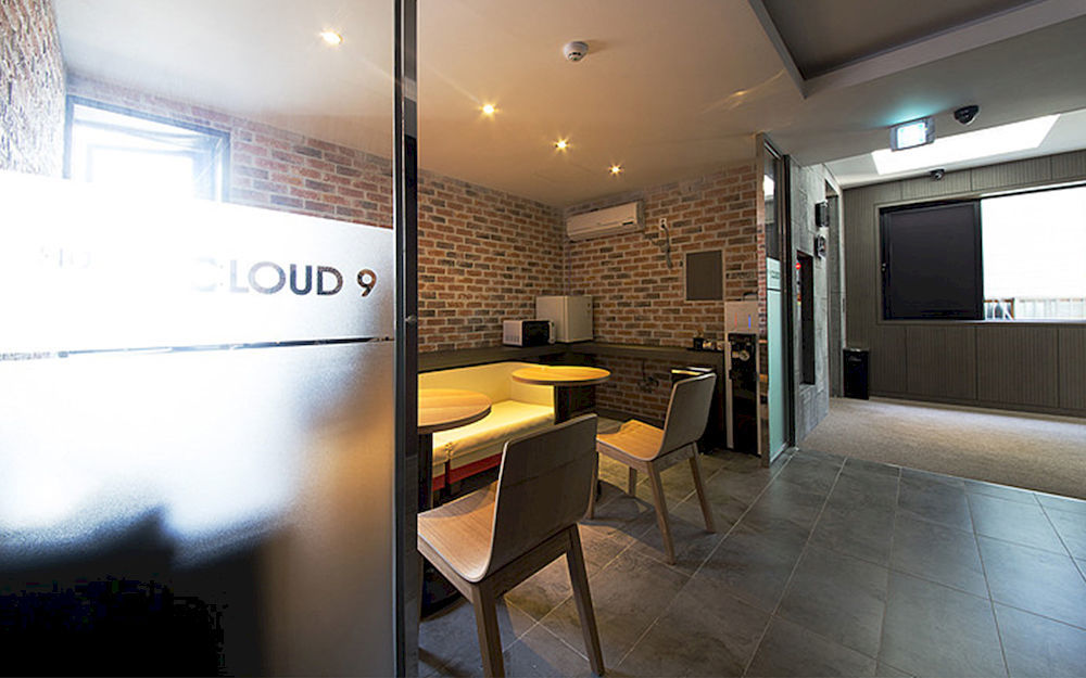 Hotel Cloud 9 Busan Exterior photo